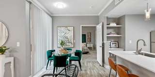 Halston Riverside Gallery 9