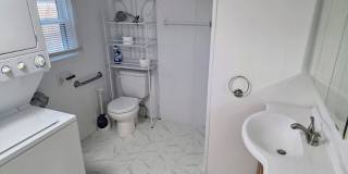 1526 Rapids Street Gallery 12