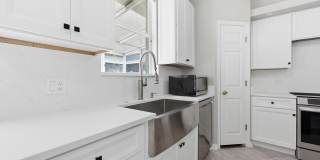 8912 SHINDLER CROSSING Drive Gallery 15