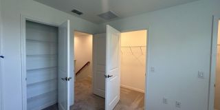 3133 SKYLINE Loop Gallery 15