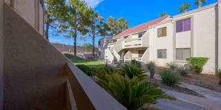 NEWLY REMODELED  FURNISHED BOTTOM FLOOR CONDO Gallery 25