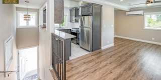 Fully Updated Spacious Studio Above Garages in Pasadena! Gallery 2