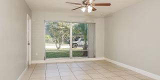 Alluring  Single Family Home | 3 BR/2BA | Front and Backyard! Gallery 4