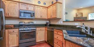 in town Kingston 3 bedroom townhome now available in town Kingston 3 bedroom townhome now available Gallery 1