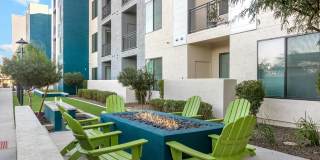 View 32 Apartments Gallery 44