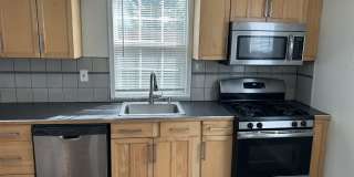 Lovely Two Story 3 Bedroom Unit Gallery 10