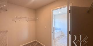 Spacious 5-Bedroom Home with Modern Layout, Natural Light & Park Access Gallery 25