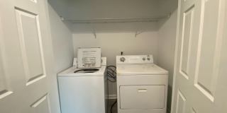 Room in 3 Bedroom Home at Glory St Gallery 23