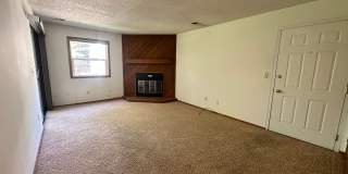 Charming 1-Bedroom Condo with Great Amenities Gallery 3