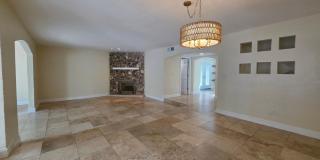 Spacious Townhome in The Trails Gallery 16