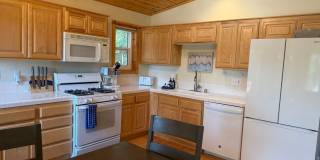 Long Term Furnished Rental- Tahoe Donner Condo $2700 Lease to Locals Available 9/1 Gallery 8