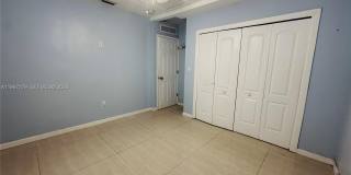 2318 Washington St Gallery 12