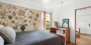 956 Vernon Gallery 15