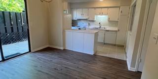 Spacious 3-Bedroom Condo with Lake Access in Point Arcadia – Updated Interiors & Prime Columbia Location | $1,650/mo Gallery 5