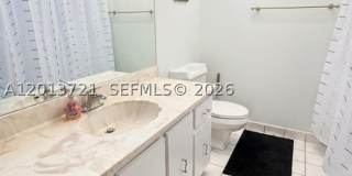 240 Lakeview Dr Gallery 10