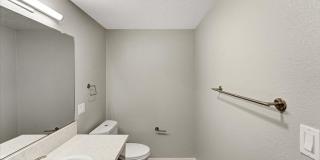 The Pines Apartments Gallery 79