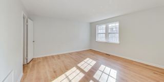9841 HAGEL Circle Gallery 14