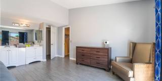 7076 Gunslinger Street Gallery 20