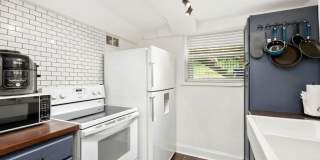 677 Holmes Street NW Gallery 10