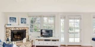 2323 Grand Canal Gallery 26