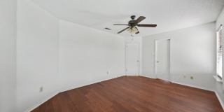 2411 Dennis St Gallery 24