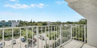 650 NE 64th St Gallery 14