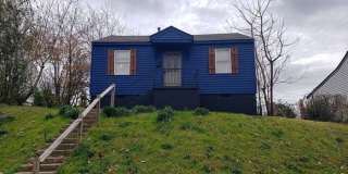 2066 Farrington Street Gallery 1