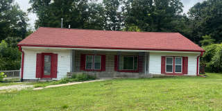 SPACIOUS 3 bed/2 bath with fenced yard and large deck! Gallery 14
