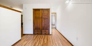 UNFURNISHED Inviting Studio Apartment in the Heart of Downtown Gallery 39