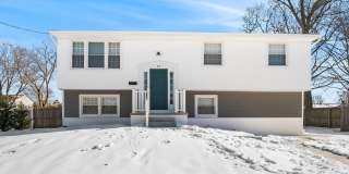 13 Schoolhouse Dr Gallery 1