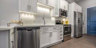 The Pointe North Hills Gallery 47