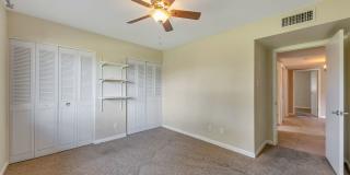 5-Bedroom Tempe Home with Private Pool, Guest House & Garage Near ASU Gallery 28