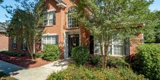 Private, 5 bedroom, 3.5 bath, Evans home-overlooking the woods! Gallery 1