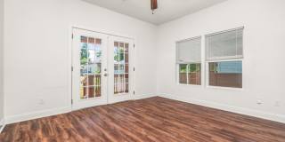 115 St Charles Gallery 22