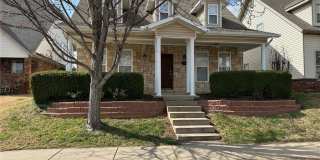 1403 NE Benjamin Greens Gallery 2