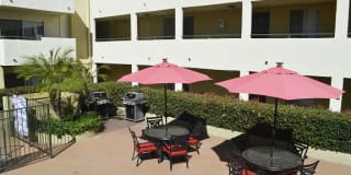 Burbank Village Apartments Gallery 10