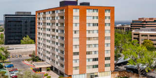 The Landmark Gallery 38