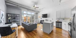 950 W MONROE Street Gallery 3