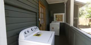 Beautifully Renovated 2-Bedroom Apartment in Duck Pond Gallery 12