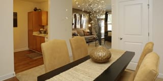 Capitol Gateway Gallery 16