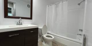 Tarzana Five Apartments Gallery 53