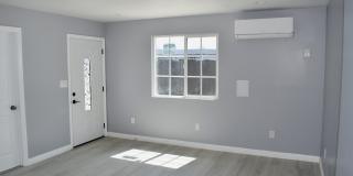 137 N Commonwealth Avenue Gallery 9