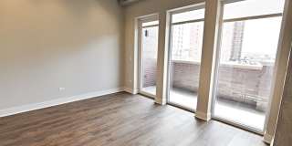 3833 N Broadway Gallery 6