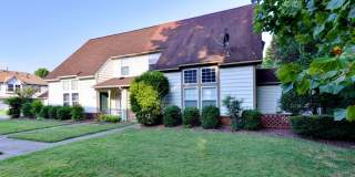 Nicely Updated Condo in Great Neighborhood Gallery 1