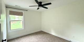 NOW SHOWING!!   EAST NASHVILLE!! ROSEBANK AREA! Gallery 18