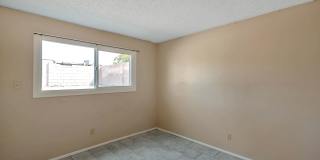 Amazing Tri-Level home close to ASU.  Pool and 2 Car Garage Gallery 14