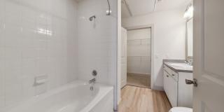 AMLI Park Avenue Gallery 15