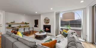 Stunning 2 Bed 3 Bath Home in Queen Anne Gallery 19