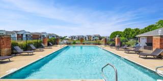 **2 bedroom 2 bath $1199/mo***Evansville, IN*** Pet Friendly**Vaulted Ceilings **2 bedroom 2 bath $1199/mo***Evansville, IN*** Pet Friendly**Vaulted Ceilings Gallery 1