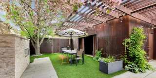 2010 W Bradley Place Gallery 54